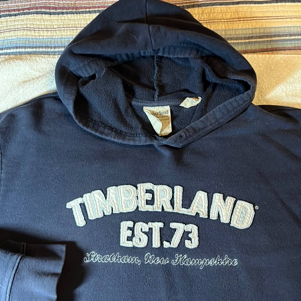 Timberland- Stratham issue navy hoodie. SizeL smoke free-no rips,tears or stains